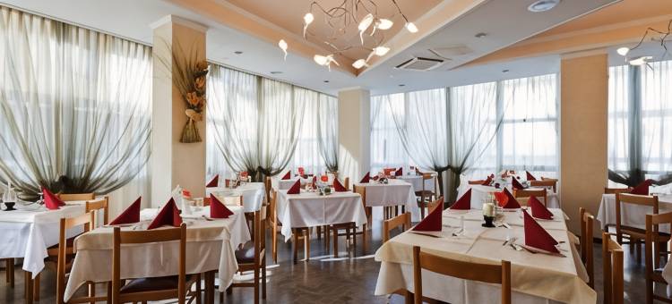 洛萨纳酒店(Hotel Losanna Cervia)图片