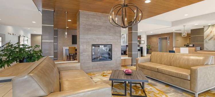 拉克雷森特中央贝斯特韦斯特优质酒店(Best Western Plus at la Crescent Event Center)图片