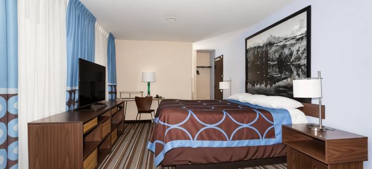 朗蒙特-双子峰温德姆速8酒店(Super 8 by Wyndham Longmont/Twin Peaks)图片