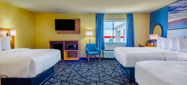 埃文斯代尔滑铁卢温德姆戴斯酒店(Days Inn by Wyndham Evansdale Waterloo)图片