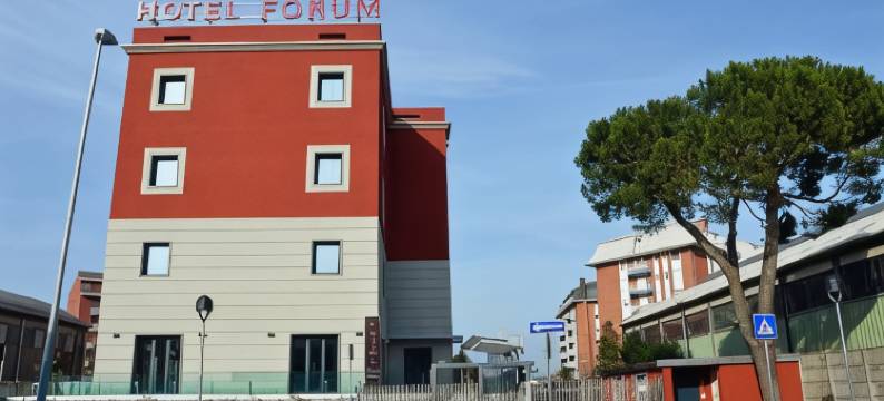 论坛酒店(Hotel Forum)图片