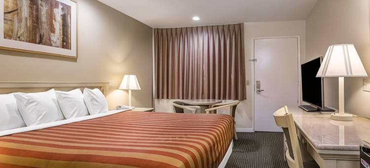 圣地亚哥东桑蒂罗德威酒店(Rodeway Inn Santee San Diego East)图片