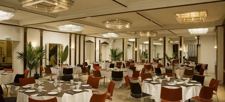 图尔大洋洲宇宙酒店(Hôtel & Spa Oceania l'Univers Tours)图片