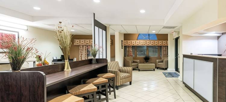 伊格尔帕斯麦客达套房酒店(Microtel Inn & Suites by Wyndham Eagle Pass)图片