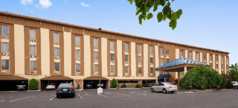 华盛顿堡贝斯特韦斯特酒店(Best Western Fort Washington Inn)图片