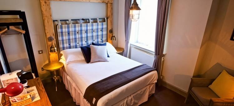 伍德斯托克阿姆斯旅馆(The Woodstock Arms)图片