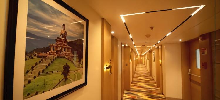 西里古里塞沃克路温德姆华美达安可酒店(Ramada Encore by Wyndham Siliguri Sevoke Road)图片