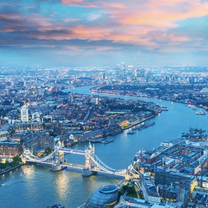 英国伦敦+温莎城堡+牛津+爱丁堡+剑桥10日私家团