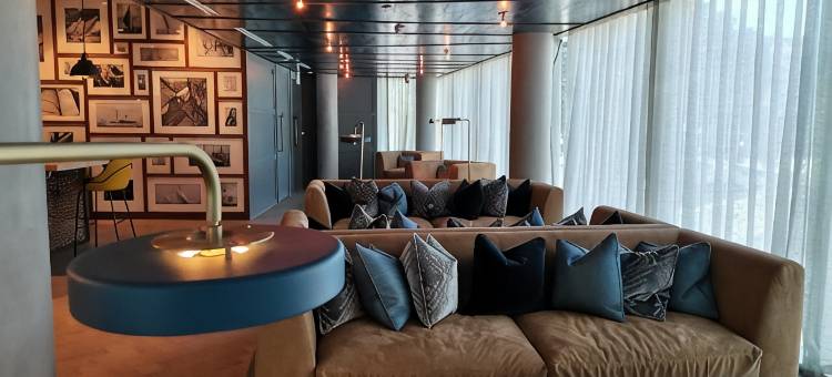 查尔斯霍普金纳里码头公寓(Charles Hope Canary Wharf South Quay)图片