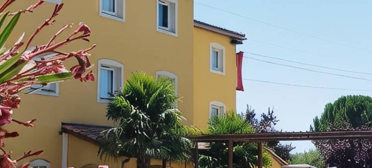 马诺斯克卡达拉舍宜必思酒店(Ibis Manosque Cadarache)图片