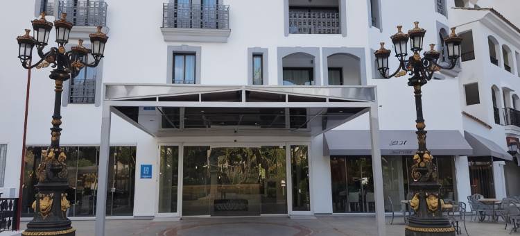 公园广场套房公寓酒店(Park Plaza Suites Apartamentos)图片