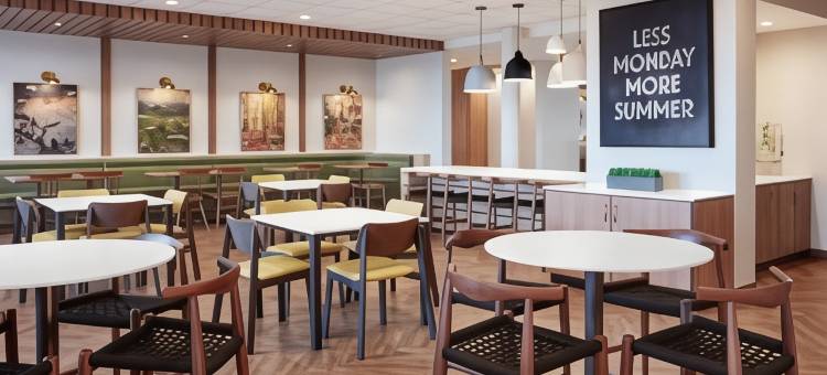 斯托克顿拉瑟普万豪万枫酒店(Fairfield Inn & Suites Stockton Lathrop)图片