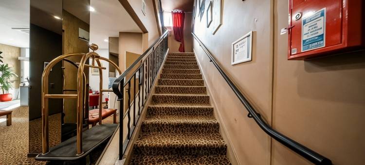BRIT HOTEL PRIVILEGE 里齐约– 艺术别墅(Brit Hotel Privilege Lisieux - la Villa des Arts)图片