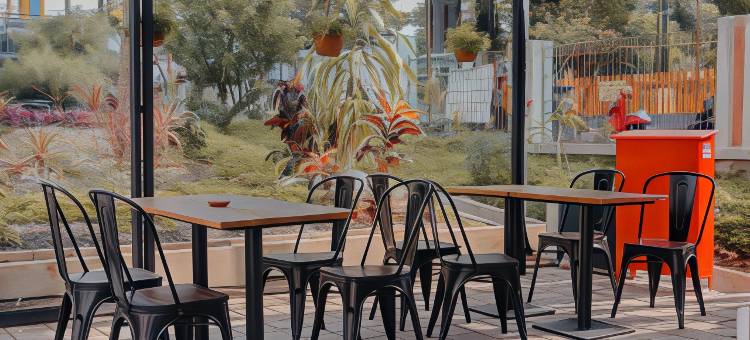 三宝垄安塔维拉地平线旅馆(Horison Inn Antawirya Semarang)图片