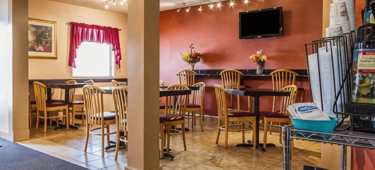 弗里波特不伦瑞克区伊克诺旅馆(Econo Lodge Freeport - Brunswick Area)图片