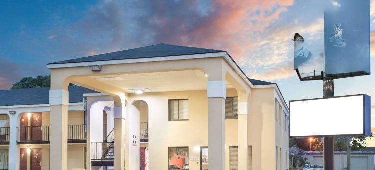 尤福拉速8酒店(Super 8 by Wyndham Eufaula)图片