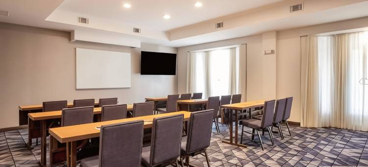 奥兰多阿尔塔蒙特斯普林斯/梅特兰万怡酒店(Courtyard Orlando Altamonte Springs/Maitland)图片