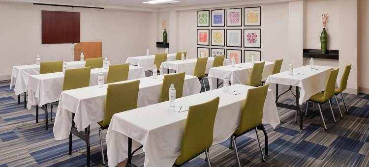 穆尔斯维尔-诺曼湖智选假日酒店及套房-由洲际酒店集团管理(Holiday Inn Express & Suites Mooresville - Lake Norman)图片