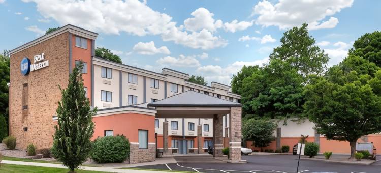 瓦尔帕莱索大学贝斯特韦斯特酒店(Best Western University Inn at Valparaiso)图片