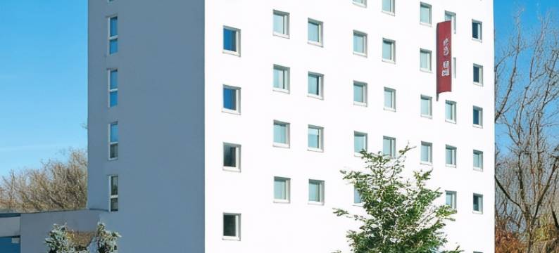 宜必思华沙奥斯卓博拉米斯卡酒店(Ibis Warszawa Ostrobramska)图片