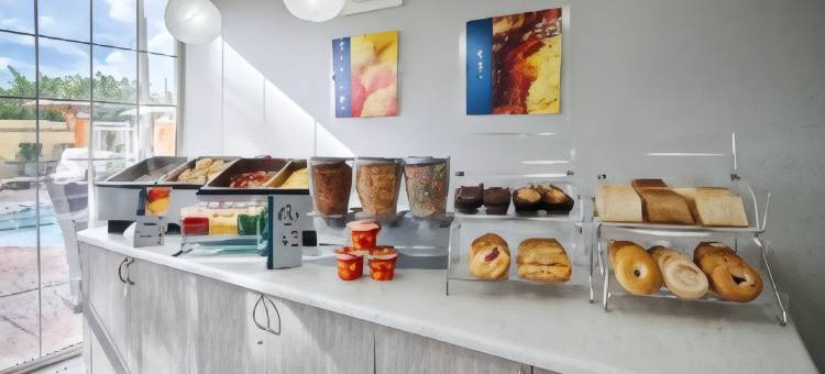 迈尔斯堡贝斯特韦斯特套房酒店(Best Western Fort Myers Inn  Suites)图片