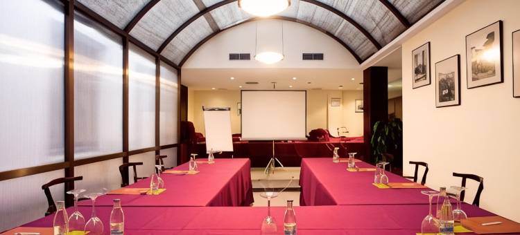 萨拉曼卡丝绸罗娜达尔巴酒店(Silken Rona Dalba)图片