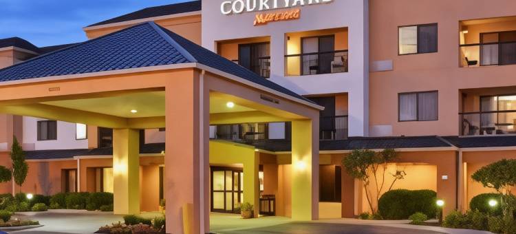 印第安纳波利斯南万怡酒店(Courtyard Indianapolis South)图片