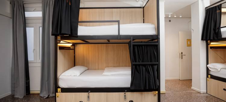 悬空黄巢酒店(Onefam les Corts)图片