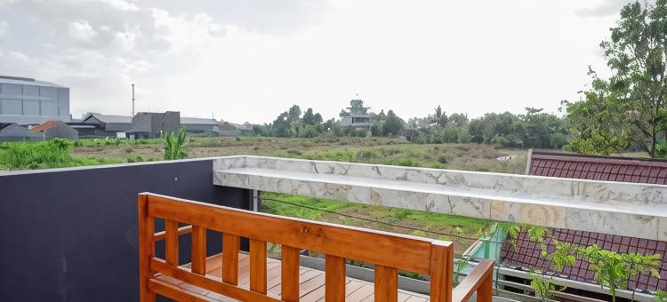 红多兹酒店-近日惹UMY3号(RedDoorz Near Umy Yogyakarta 3)图片