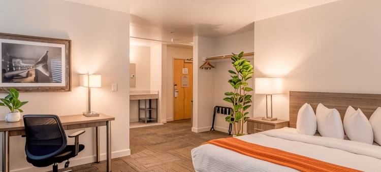 莫斯兰登点旅馆(Inn at Moss Landing Point)图片