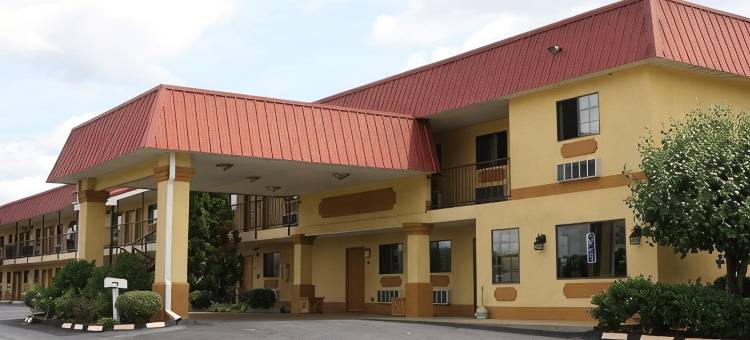 快捷酒店及套房(Express Inn & Suites)图片
