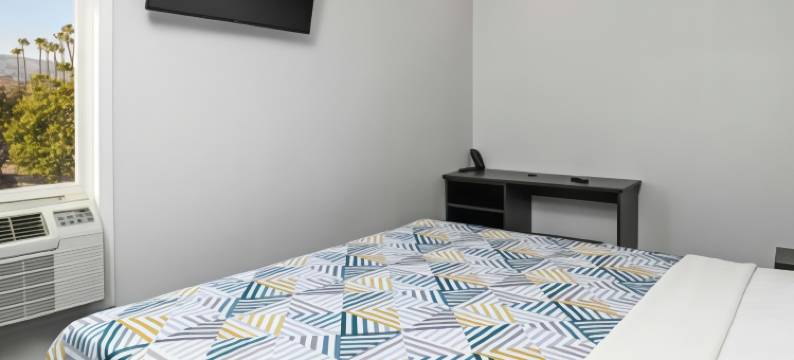 洛杉矶港摩托尔旅馆6号-圣佩德罗，CA(Motel 6 San Pedro, CA – Port of Los Angeles)图片