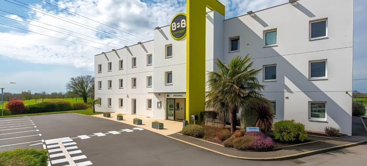 东瓦讷莫尔比昂海湾民宿酒店(B&B Hotel Vannes Est Golfe du Morbihan)图片