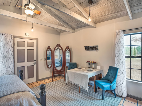 '蓝鸟小屋' - 皮茨堡酿酒厂的工作室！