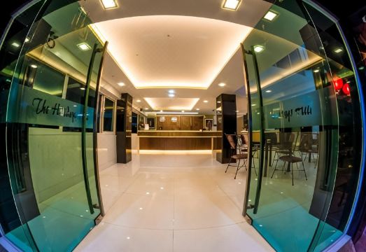 The Holidays Hill Betong Hotel Overview