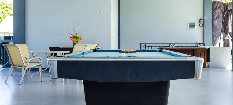 红多兹高级酒店@万鸦老海洋公寓(RedDoorz Premium @ Sea Residence Manado)图片