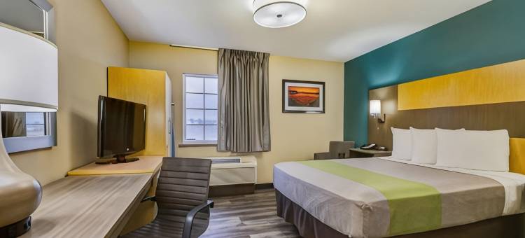 郊区长住酒店(Studio 6 Lenexa, KS - Overland Park)图片