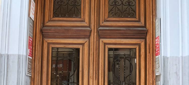 阿布里尔旅馆(Hostal Abril Madrid)图片