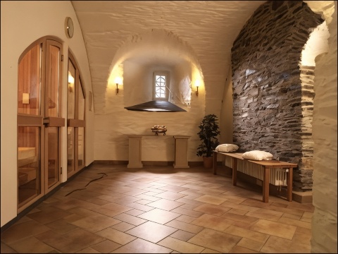 Hotel Und Restaurant Burg Schnellenberg Hotel Overview