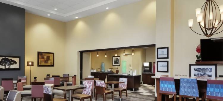 芒特普罗佩特欢朋套房酒店(Hampton Inn & Suites Chicago/Mt. Prospect)图片