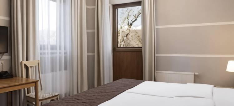 洛萨村庄酒店(Rosa Village Hotel)图片