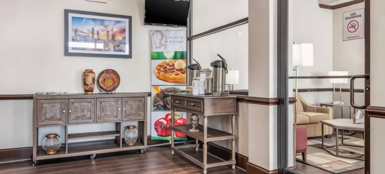 萨沃尼I-85凯艺酒店(Quality Inn Suwanee I-85)图片