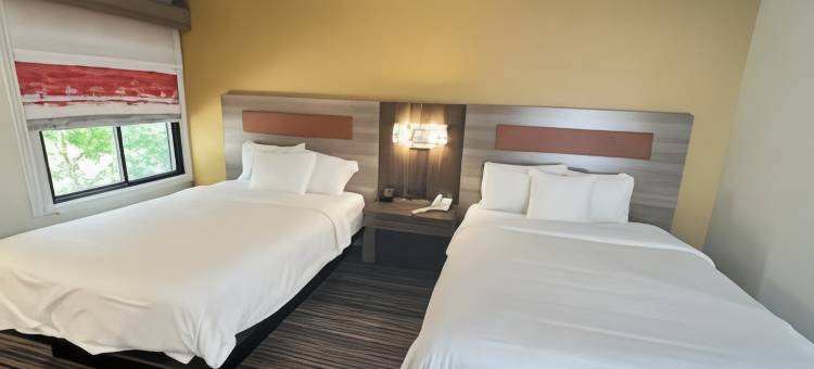 小瀑布罗德威酒店(Rodeway Inn)图片