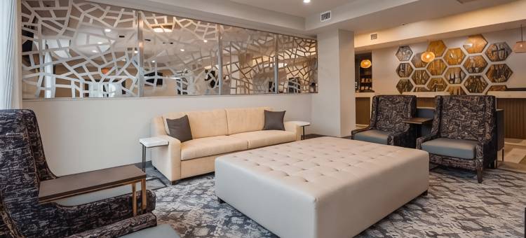 贝斯特韦斯特至臻行政长住大德克萨斯州酒店(Best Western Premier Executive Residency Grand Texas Hotel)图片