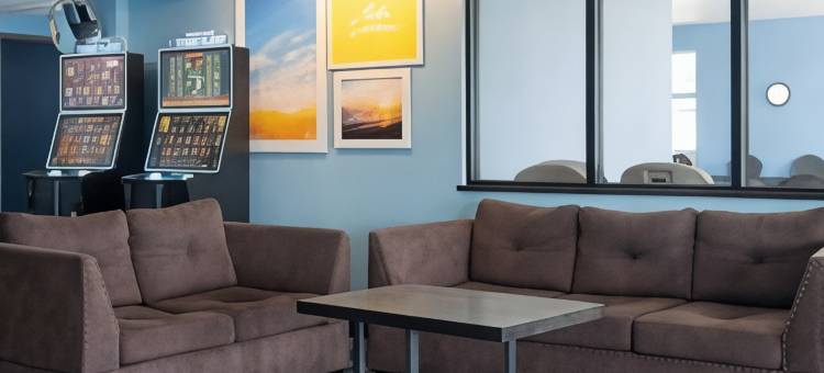 尼纳戴斯酒店(Days Inn by Wyndham Neenah)图片