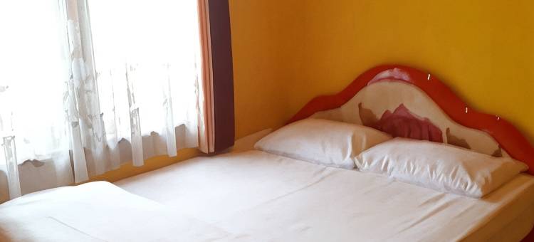 布罗莫英达乐斯塔里民宿-美特拉-RedDoorz(Bromo Indah Lestari Homestay Mitra RedDoorz)图片
