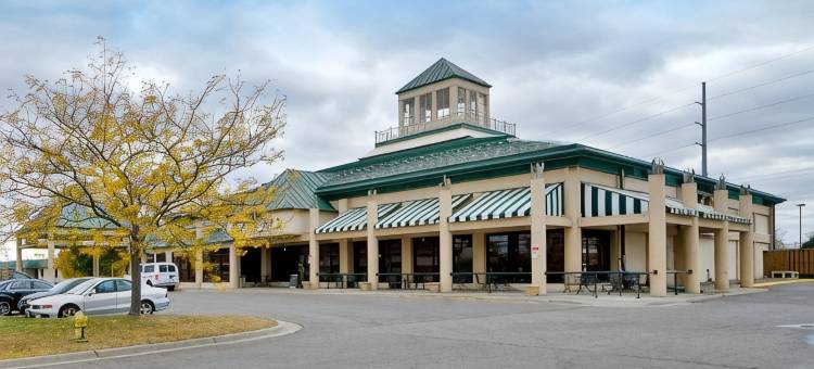 普利茅斯温德姆华美达酒店及会议中心(Ramada by Wyndham Plymouth Hotel & Conference Center)图片