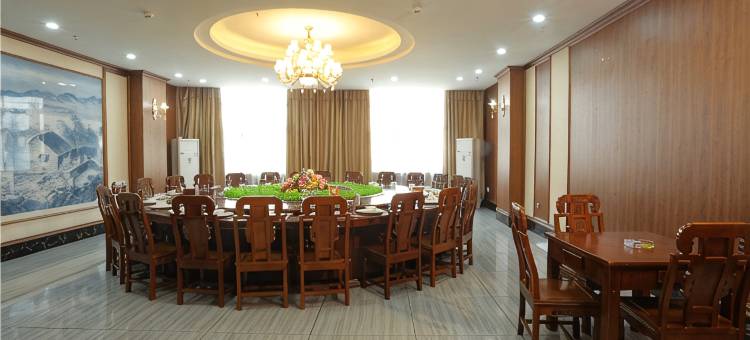 六安天缘贤林大酒店(叶集皖西当代中学店)图片