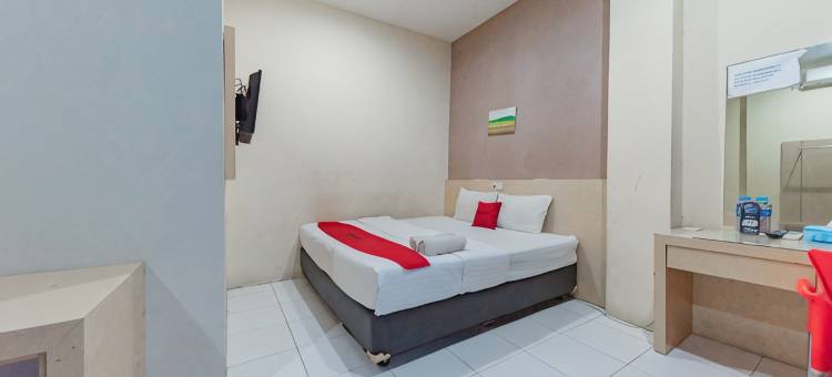 红门酒店-近帕萨尔塔拉蓬斯灵班加马辛(RedDoorz near Pasar Tarapung Siring Banjarmasin)图片
