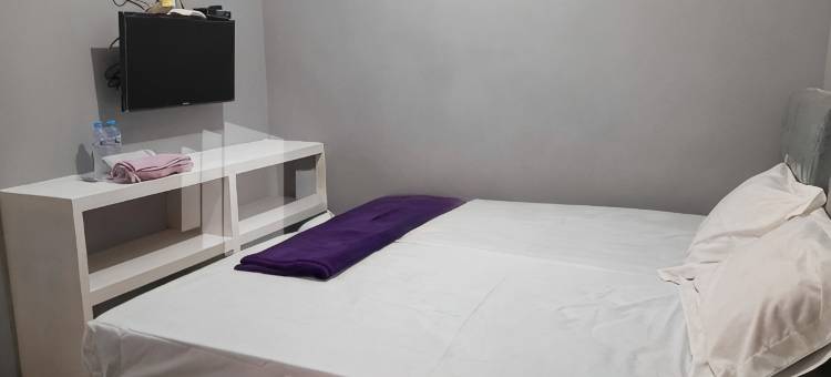 LH101 Guest House Syariah Near Makam Sunan Bonang RedPartner图片